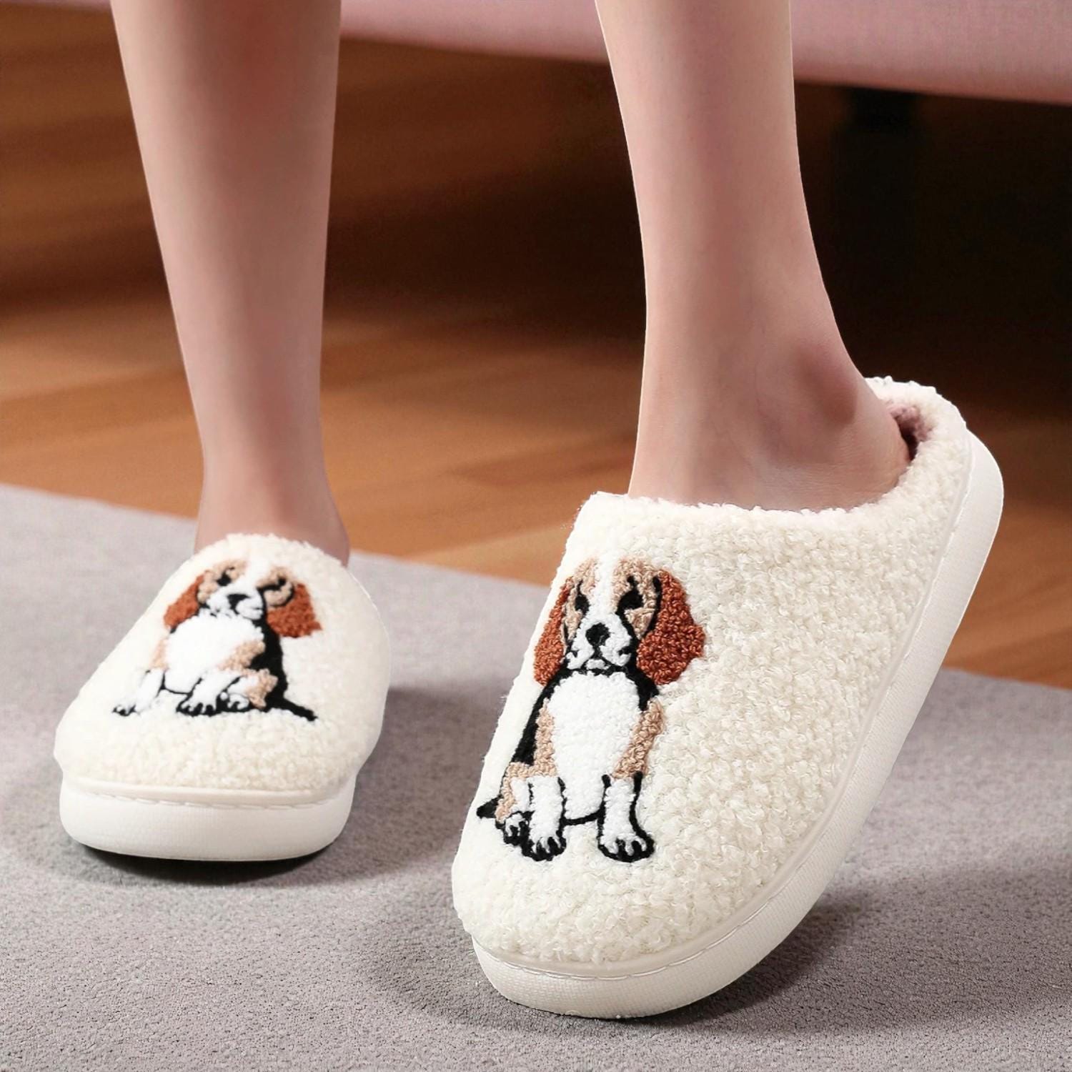 Weiche Plüsch-Hausschuhe für Hundeliebhaber – Beagle Indoor-Schuhwerk für Damen